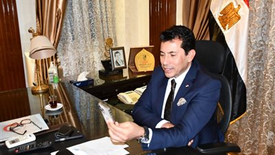وزير الرياضة يهنئ النادي الأهلي بعد حصوله على برونزية كأس العالم للأندية