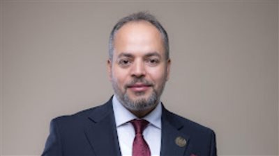 استشاري جراحة السمنة يوضح أسباب ارتجاع المريء وأعراضه