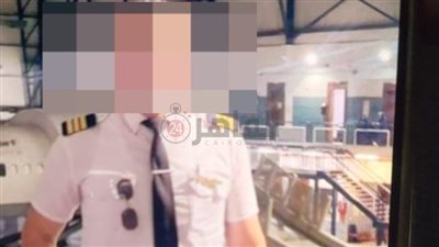 ادفع 70 ألف وهشغلك طيار.. ننشر صورة زعيم شبكة الطيارين المزيفين