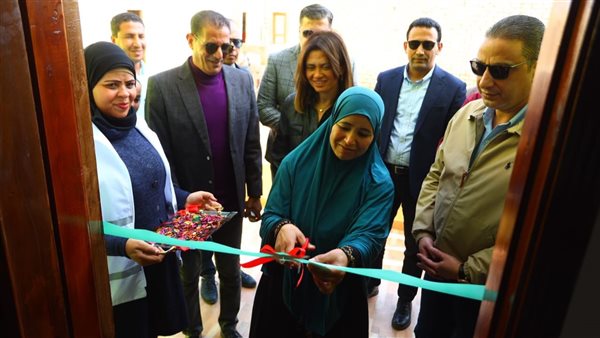 افتتاح قرية الصفيح