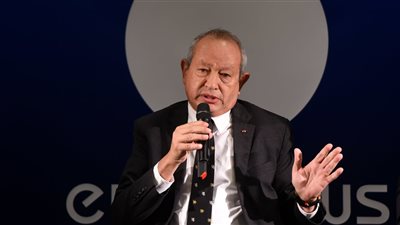 ساويرس: نستثمر مئات الملايين بالرياضة.. ولو حطيت فلوسي في فيسبوك كان زماني أغنى من ماسك| بث مباشر