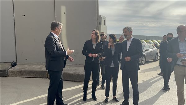 وزيرة خارجية هولندا