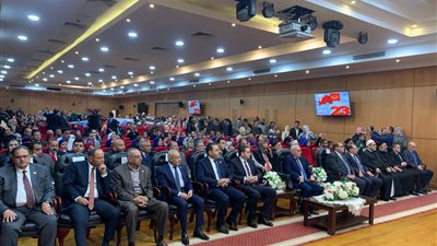 على نغمات السمسمية.. احتفالات بورسعيد تتحول إلى مظاهرة لحب السيسي: العيد عيدين| صور