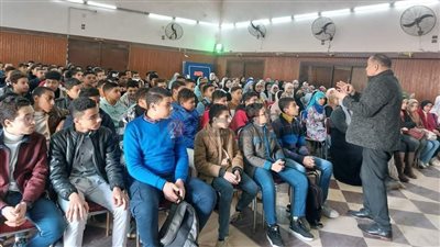 إطلاق مشروع القوافل التعليمية بالمنيا.. ووكيل الشباب الرياضة: نعمل على مواجهة ظاهرة الدروس الخصوصية