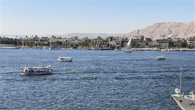 أجواء باردة بالأقصر.. انخفاض ملحوظ في درجات الحرارة وسحب متفرقة | صور