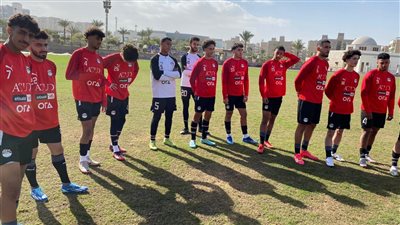 منتخب الشباب يواصل تدريباته على فترتين لاختبار المحترفين ومزدوجي الجنسية