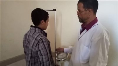 صحة المنيا: تقديم خدمات رعاية صحية وتوعية للشباب وطلاب المدارس