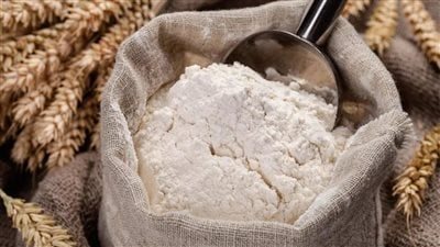 زيادة في أسعار الدقيق والقمح بالأسواق من 250 لـ 1000 جنيه 
