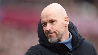 تين هاج: أستون فيلا خصم مختلف.. وعلى لاعبي مانشستر يونايتد تحمل المسؤولية