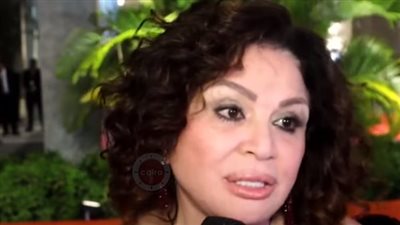 إلهام شاهين: مرتبطة بالسيدة العذراء.. ومريم أكتر سورة بحب أقرأها في القرآن