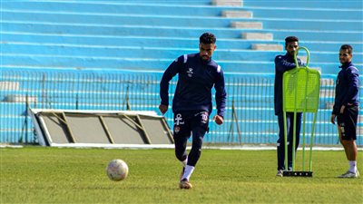 غزل المحلة يواصل استعداداته لمباراة السكة الحديد في دوري المحترفين