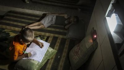 سبب انقطاع التيار الكهربائي في المدن الإسرائيلية 