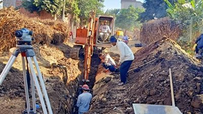 ضمن مبادرة حياة كريمة.. توصيل خطوط الغاز بدراجيل والصرف بجزيرة الحجر في المنوفية