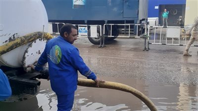 محافظ المنوفية يشدد على التواجد الميداني والتعامل الفوري مع تراكمات الأمطار