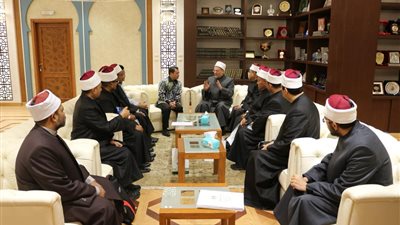المفتي خلال تخريج متدربين من ماليزيا: مستعدون لإسداء كل أنواع الدعم العلمي الإفتائي لمسلمي العالم
