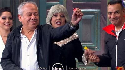 بملابس شخصيتها بالعمل.. إسعاد يونس تستضيف أبطال فيلمها عصابة عظيمة في صاحبة السعادة يوم رأس السنة