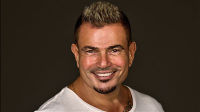 عمرو دياب يطرح أغنية يا قمر سابع أغنيات ألبوم مكانك 