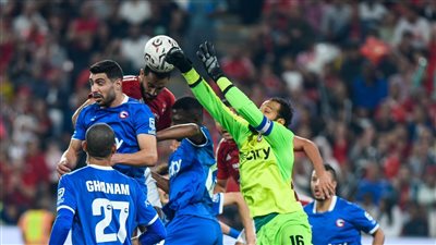 كأس السوبر المصري| نتيجة مباراة الأهلي وفيوتشر.. التعادل يحسم الوقت الأصلي واللقاء يتجه لشوطين إضافيين