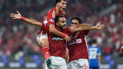 نتيجة مباراة الأهلي وفيوتشر.. الأحمر يفوز برباعية ويتوج بطلًا لـ كأس السوبر 