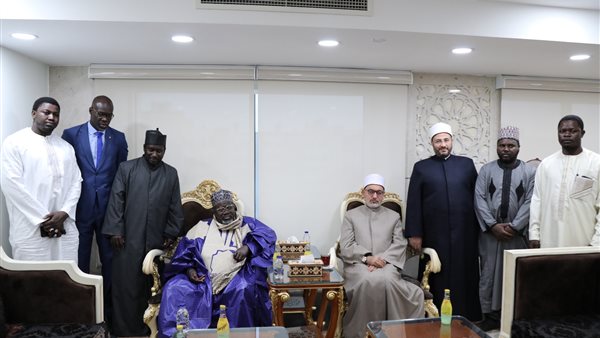  الدكتور نظير عياد