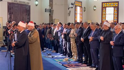 برنامج صلاتي التراويح والتهجد خلال شهر رمضان 1445هـ بمسجد الإمام الحسين | أسماء