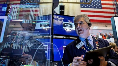 الخوف يضرب سوق الأسهم الأمريكية مع تصاعد التوترات الجيوسياسية