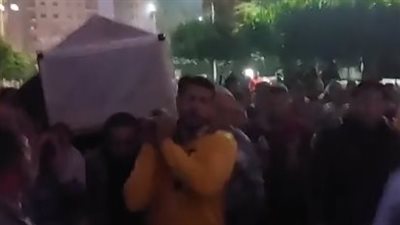ماتت وهي نايمة.. أهالي الغربية يشيعون جنازة ربة منزل توفيت بسبب غاز السخان | بث مباشر