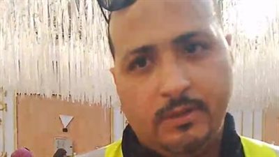 فساتين زفاف وجواكيت.. شباب يوزعون ملابس بالمجان في المرج: كله لله بدون مقابل | بث مباشر