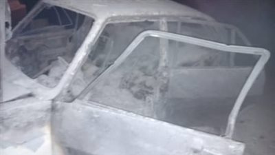 تفحم 3 أشخاص وإصابة آخر جراء اشتعال سيارة ملاكي بالطريق الأوسطي