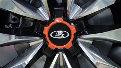 أفتوفاز المالكة لعلامة لادا الروسية قد تُقلص أسبوع العمل بسبب المنافسة مع الصين