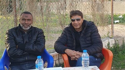 الجهاز الفني لمنتخب الناشئين يحضر مباراة الأهلي وزد مواليد 2008