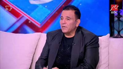 تنازلت عن أغنيتي لـ عمرو دياب.. أبرز تصريحات محمد فؤاد مع ياسمين عز