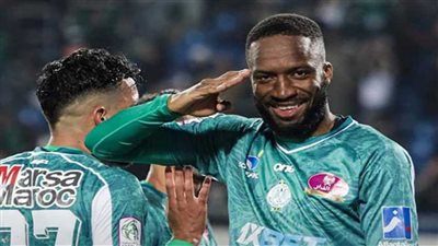 بعد أنباء مفاوضات الزمالك مع أهولو.. متحدث الرجاء المغربي يكشف موقفه من اللاعب | خاص