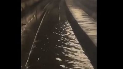 فشل مخططات احتفالات العام الجديد للمئات في بريطانيا بسبب غرق الأنفاق