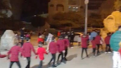 الكل لابس أحمر.. إقبال الأقباط على دير الأنبا سمعان للاحتفال برأس السنة الجديدة| بث مباشر