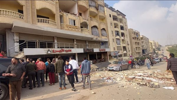 انهيار جدران في حدائق