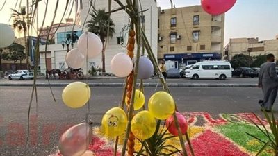 حولوا عيدان القصب لأشجار عيد الميلاد.. محلات العصائر بالأقصر تستقبل العام الجديد 