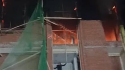 السيطرة على حريق مخزن خشب في المرج |صور 