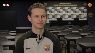 دي يونج: سعيد بتواجدي في برشلونة لكني لم أفز بعد بالألقاب التي أريدها