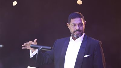 عمرو أديب يعلن حصول هاني فرحات على الجنسية السعودية 