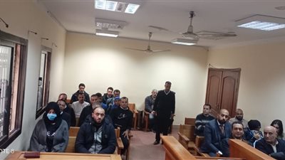 ارتدت حجابًا وبدت عليها علامات الندم.. تفاصيل جلسة محاكمة الراقصة حورية 