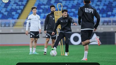 غرابة يكشف كواليس مران منتخب مصر الأول على الملعب الأولمبي بالعاصمة الإدارية
