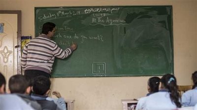 حقيقة سحب لقب مدرس من خريجي كليات الآداب ودار العلوم وخدمة اجتماعية