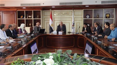 اجتماع تنسيقي لمناقشة الإجراءات اللازمة لترفيق محطات مشروع القطار الكهربائي ببني سويف 