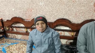 عمره بيكبر ونموه ثابت.. شاب مصاب بمرض نادر في المنيا: نفسي اشتغل مؤذنًا