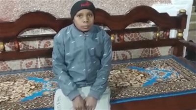 استغاثة شاب مصاب بمرض نادر تسبب في وقف نموه: عندي 27 سنة وبيتنقلي دم كل 15 يوم| بث مباشر 