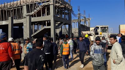 استخراج جثتين من ضحايا انهيار مبنى تحت الإنشاء في أكتوبر