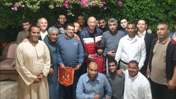 الكابتن محمود الخطيب