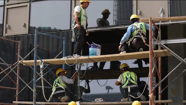 تركيب الواجهات الخارجية