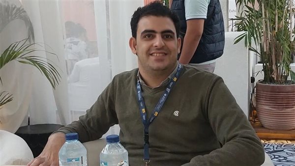 الفنان محمد عزمي